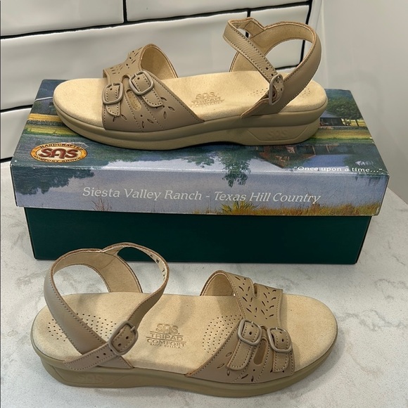 SAS Duo Natural Tan Sandals with Cushioned Footbed and Adjustable Straps 6W - Picture 2 of 16